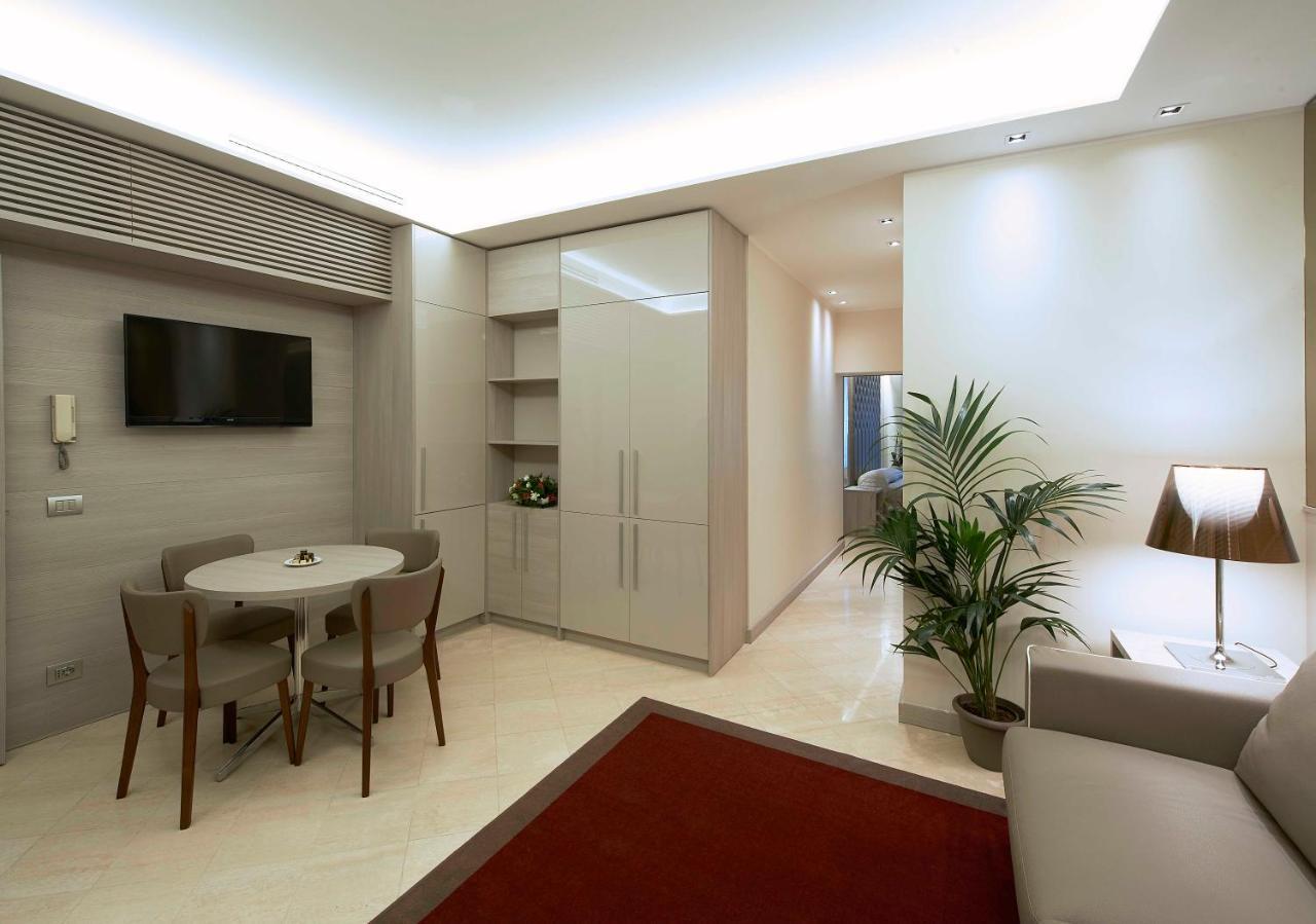 Harry'S Bar Trevi Luxury Apartments - Mignanelli — Photos 2